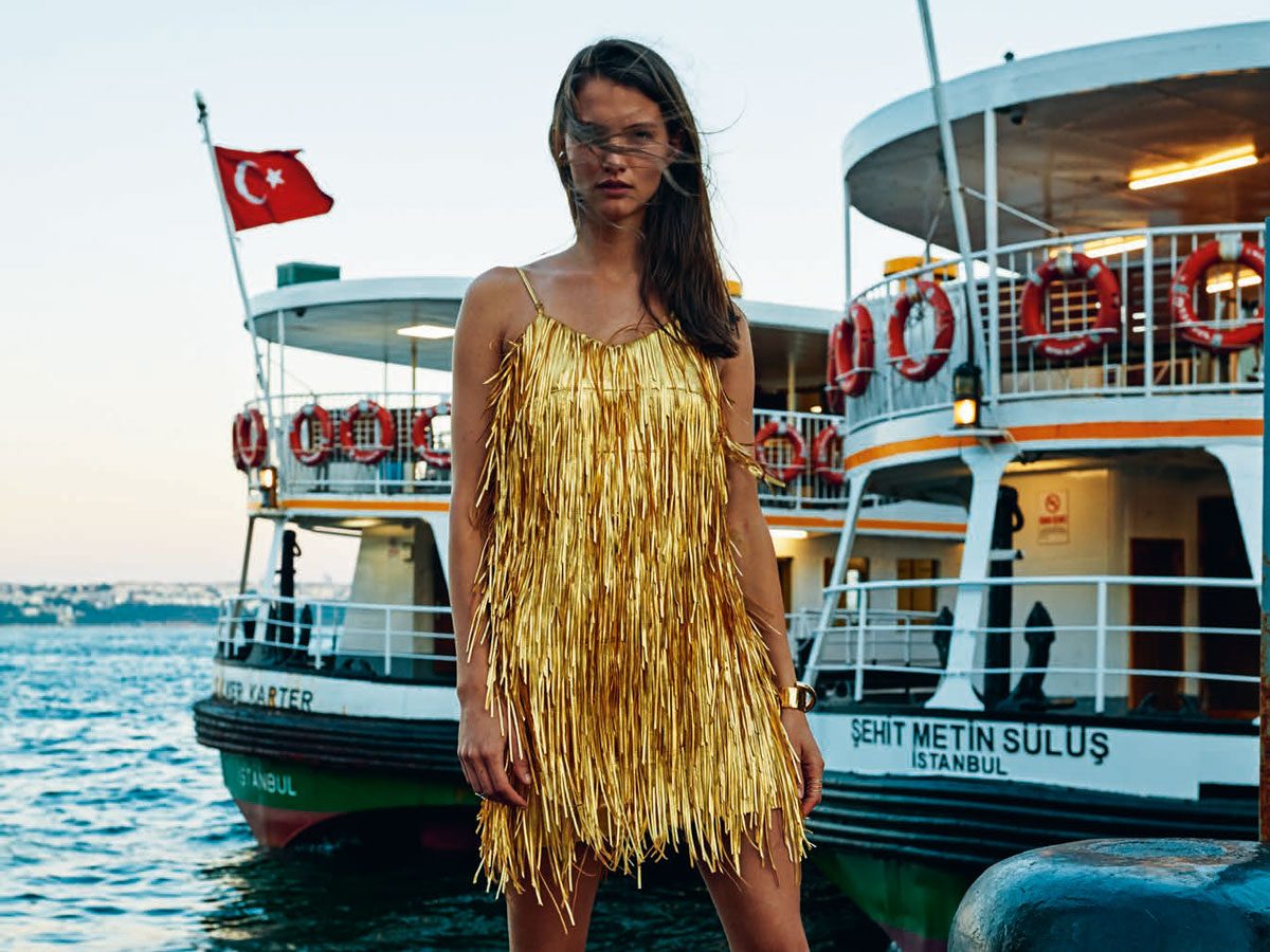 Acr58289281079232-8379158web party dress turkey model istanbul ferry