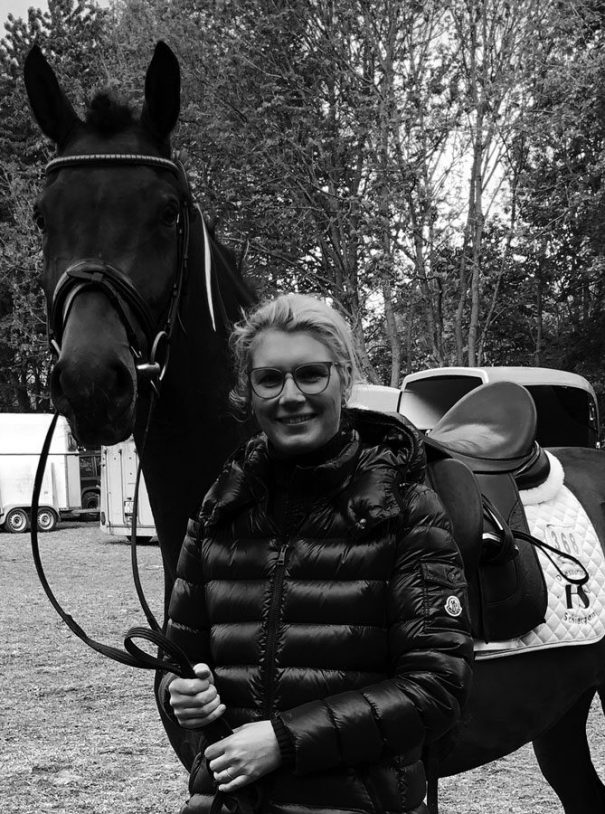 Ann Kathrin Mausberg, Nummer 43_Featured Ann Kathrin Mausberg im Gespräch mit Achtung