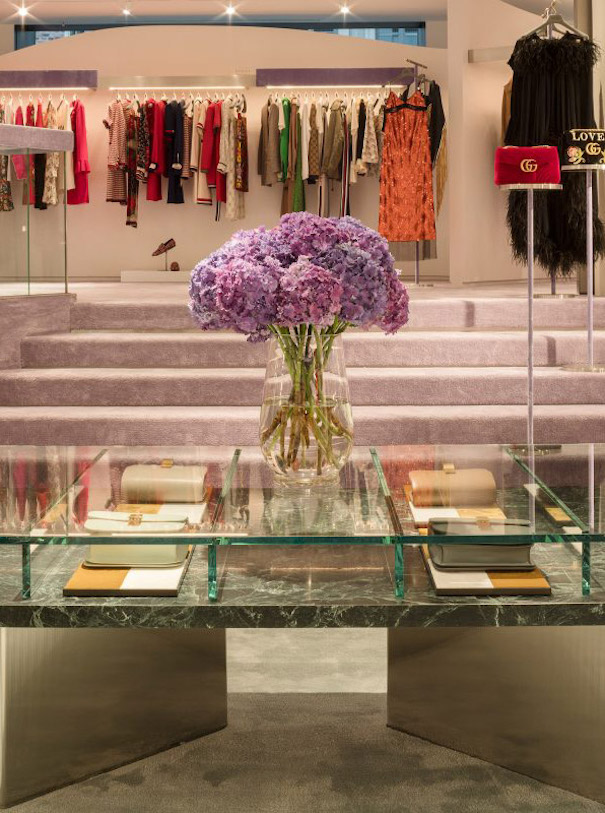 Die Offline-Strategie_Featured die offline strategy store lumen mode Klamotten Treppe