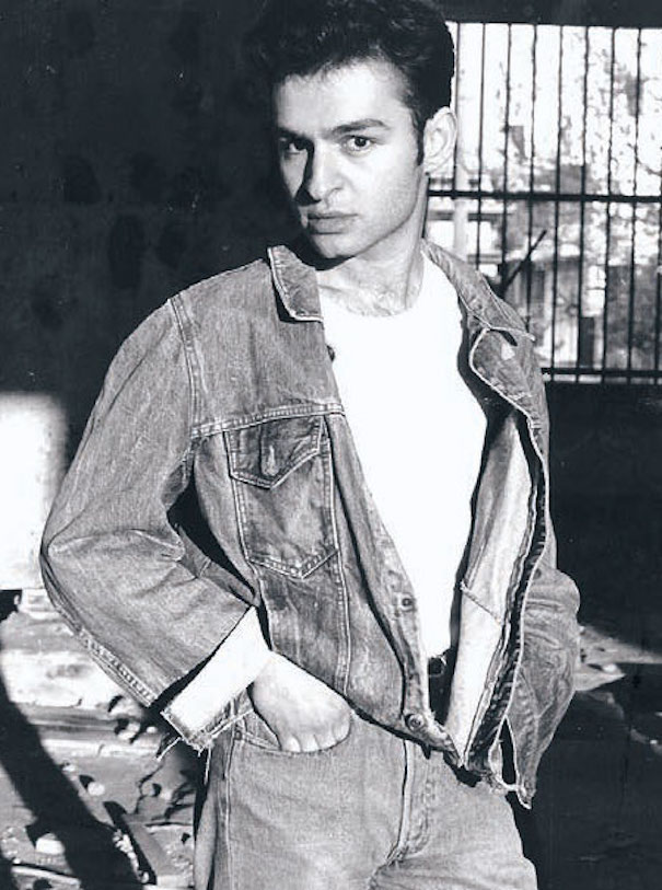 Yannis Nikolaou_Image3 Yannis Nikolaou black and white