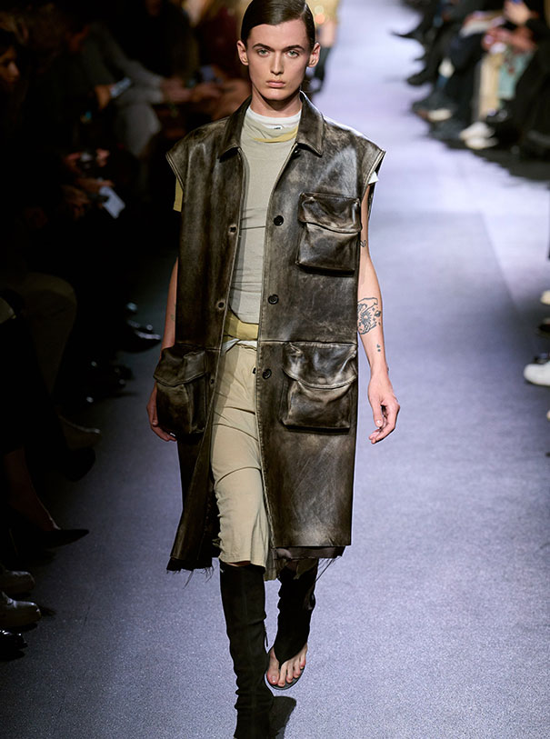 leather-look-miumiu-