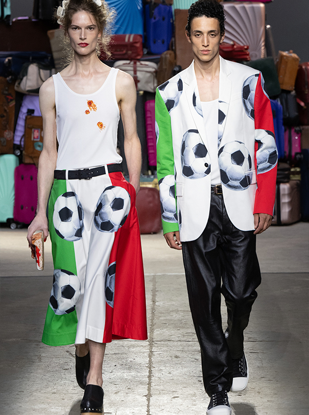 moschinoss25mens.4