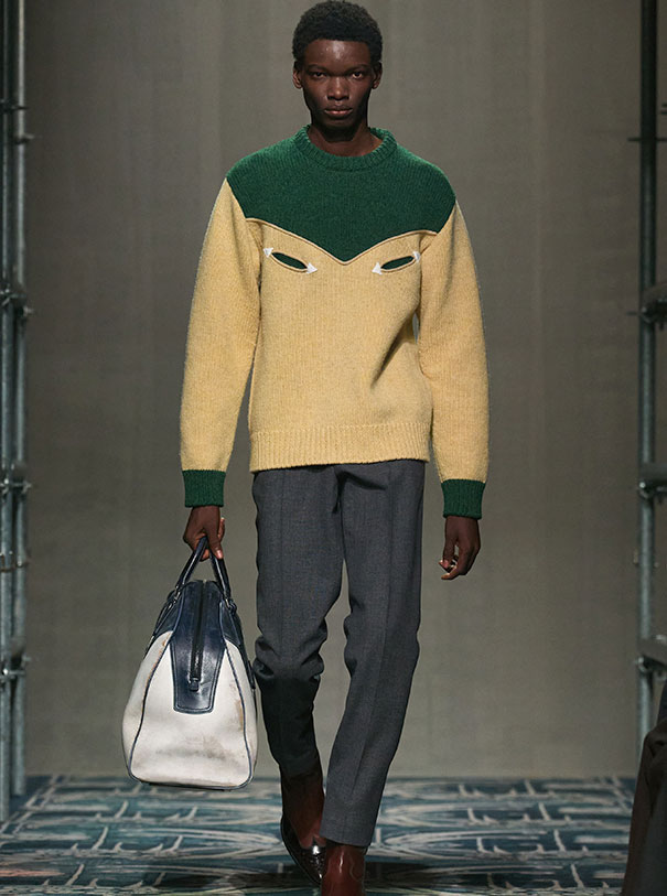 pradafwmens25.7