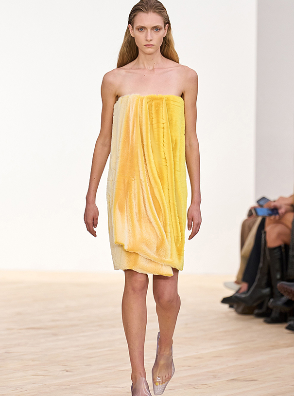 loewess26.4 Loewe S/S 2026