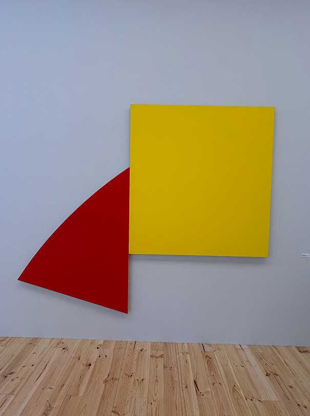 loewess26.8 Ellsworth Kelly artwork at Loewe S/S 2026