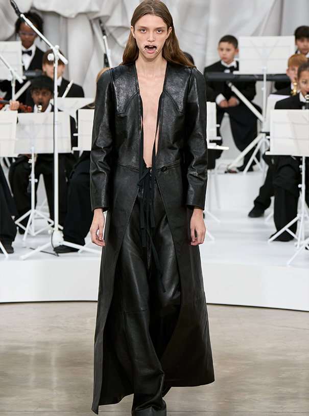 Martin Margiela S/S 2026 Look 1