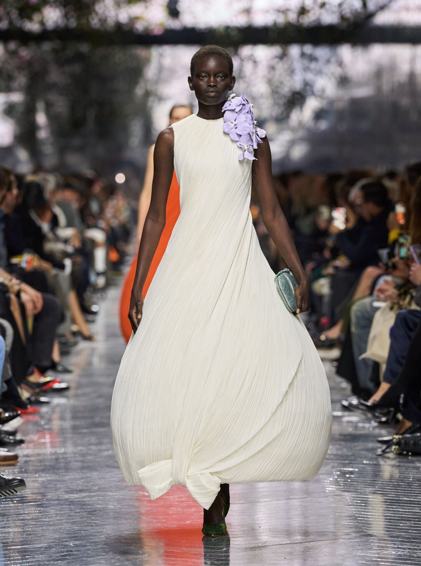 3 JW for Dior silhouette
