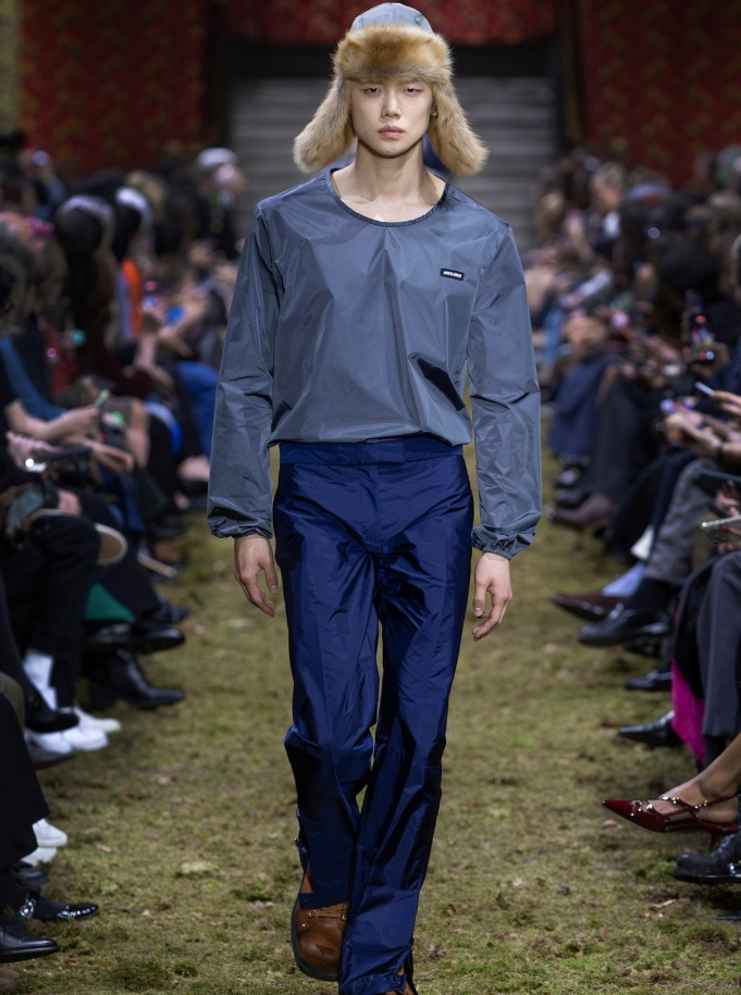 All over nylon looks