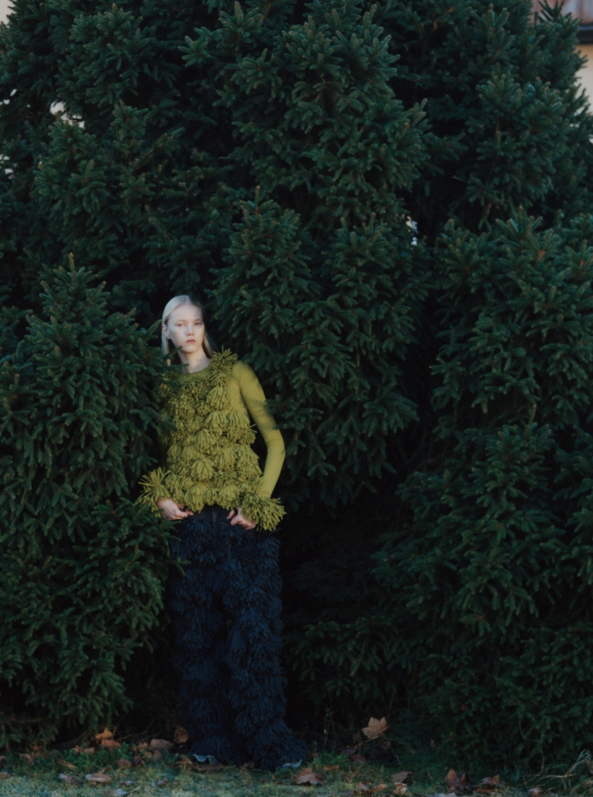 Website hoch Malin Rudnick wearing a total look by Paula Canovas del Vas