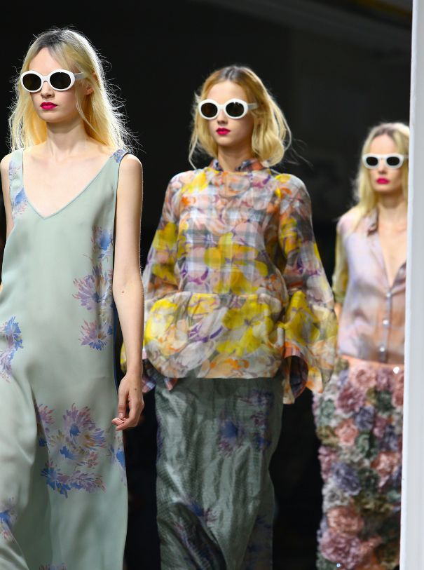 Website hoch-2 Dries Van Noten, Spring/Summer 2013, © Photo: Patrice Stable