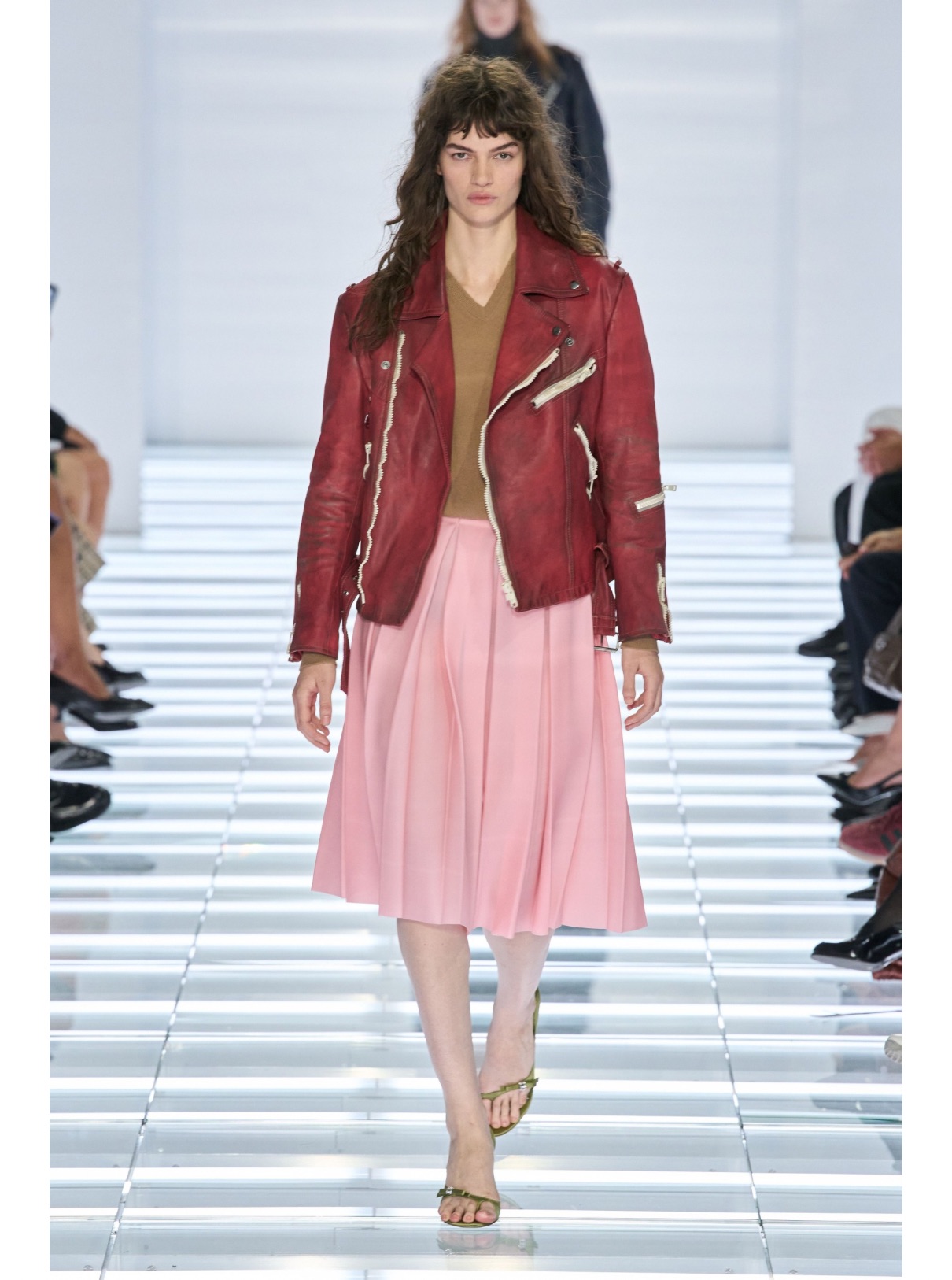 Website hoch – 3 Prada S/S 2027
