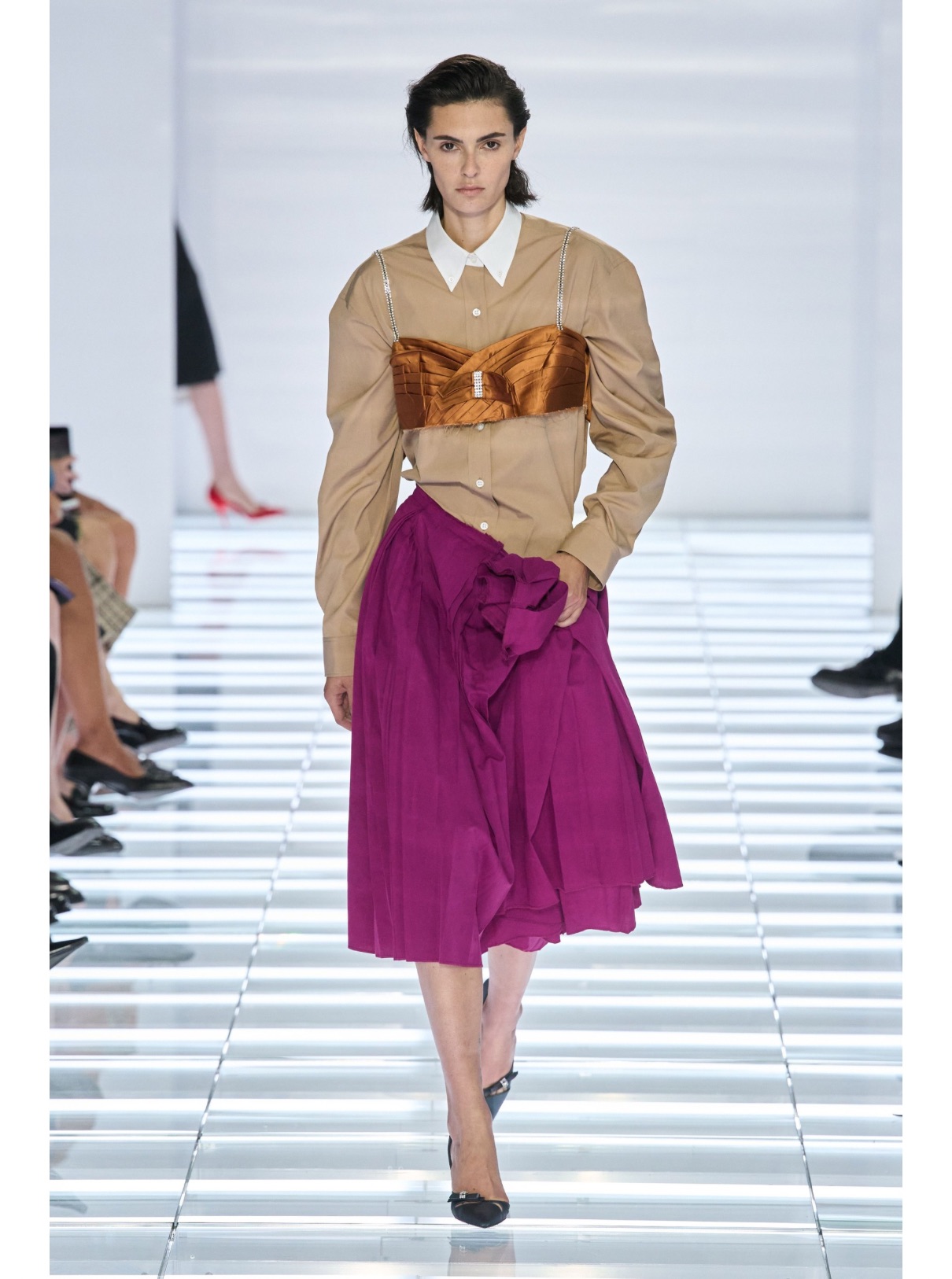 Website hoch – 6 Prada S/S 2027